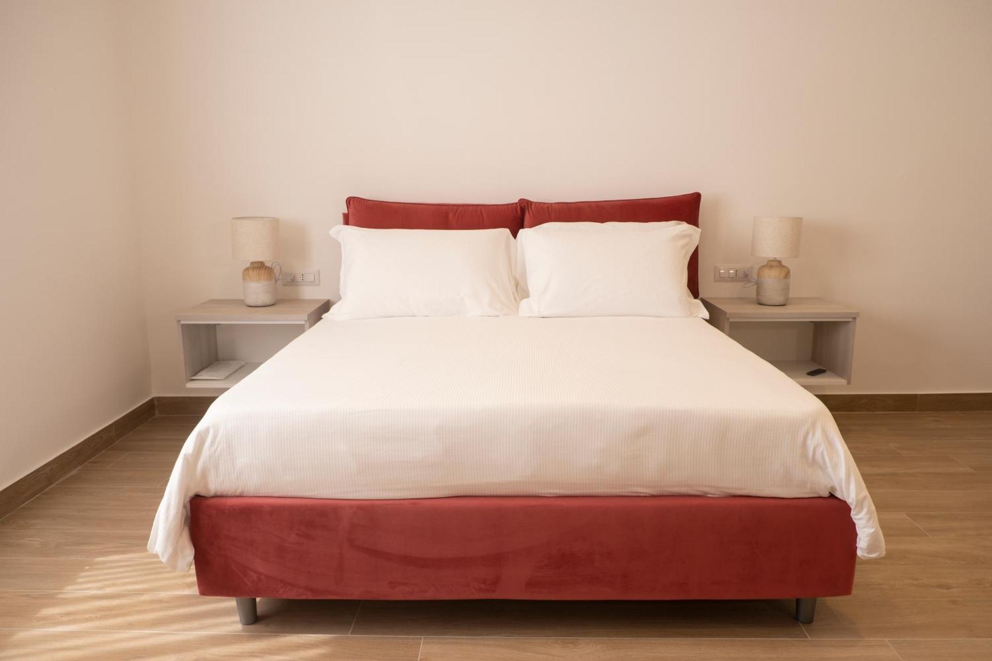 Monumental Luxury Rooms Казерта Екстер'єр фото